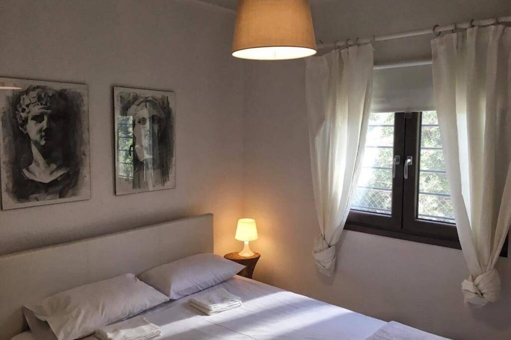 Anastasias Cottage ネア・イラクリア エクステリア 写真